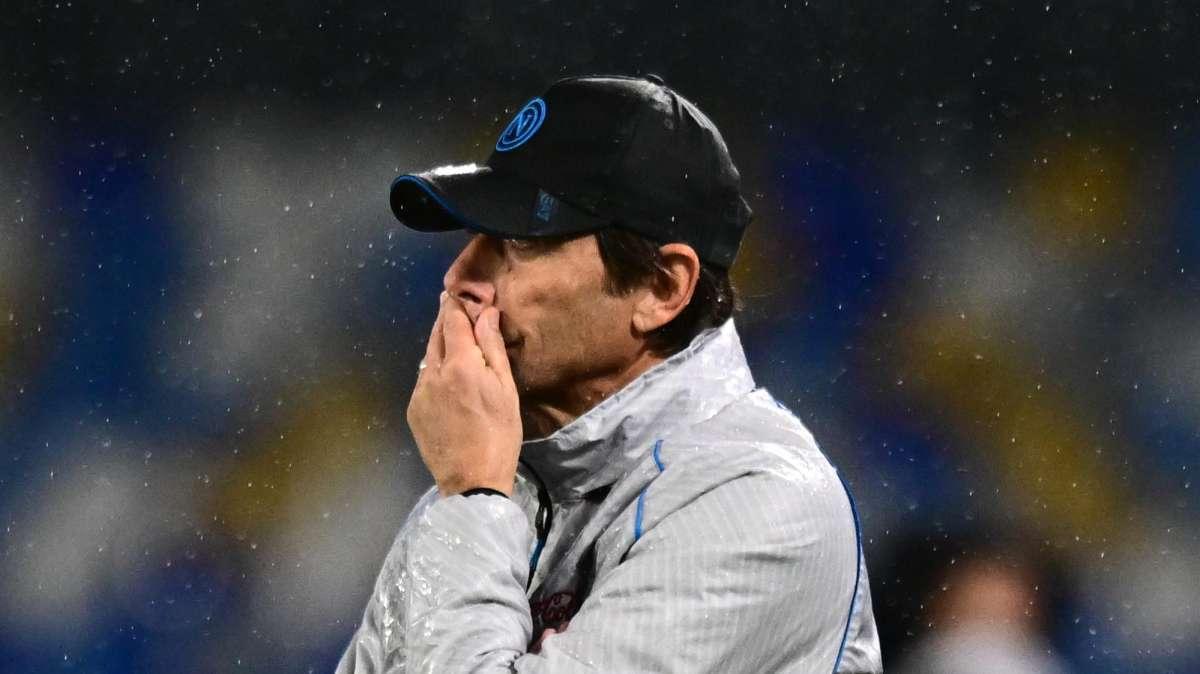 "Cosa deve fare con quel braccio? Amputarlo?". Conte pareggia e sbotta