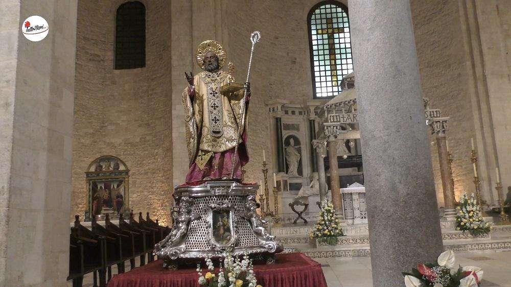 VIDEO - "San Nicola"... una festa che non c'è. Tra sacro, profano e... pallone​