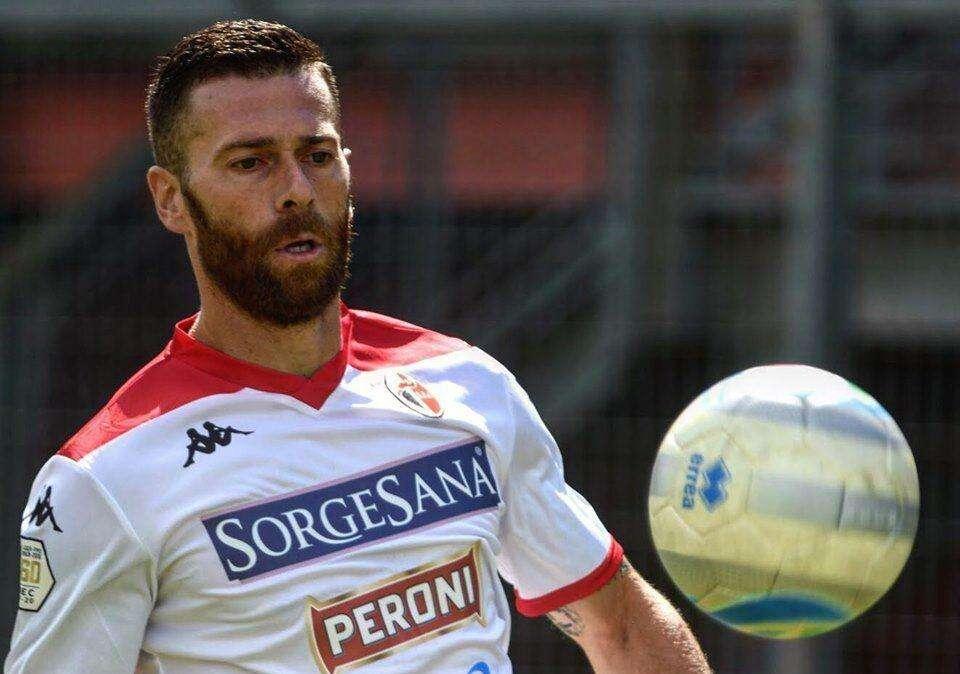 Bari-Cavese 4-0, i biancorossi vincono e convincono. RIVIVI IL LIVE