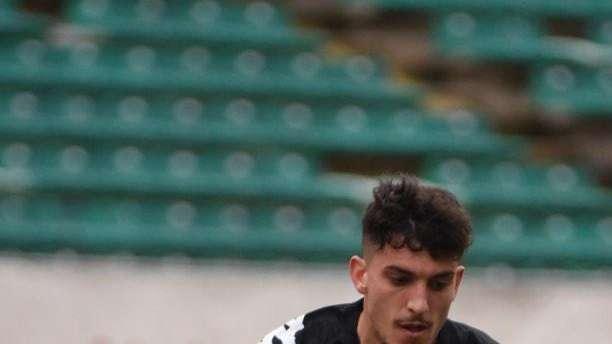 Juniores, non basta Aloisi: tripletta del terzino. Ai play-off col Fasano