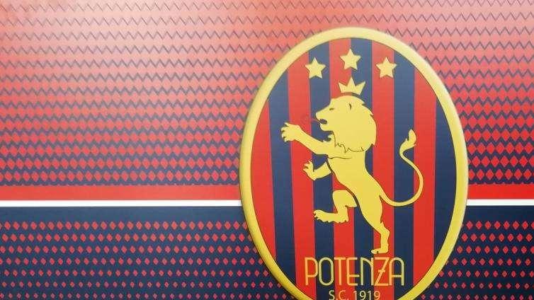 Girone C, il Potenza espugna Avellino e (ri)scavalca il Bari