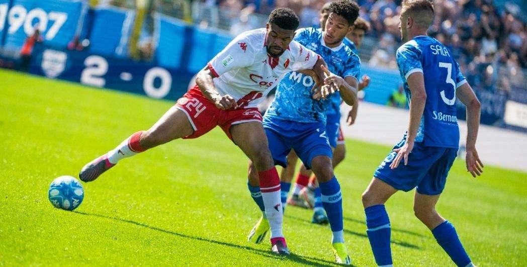 Edjouma e la sua nuova vita in Romania. Messo in bacheca già un trofeo