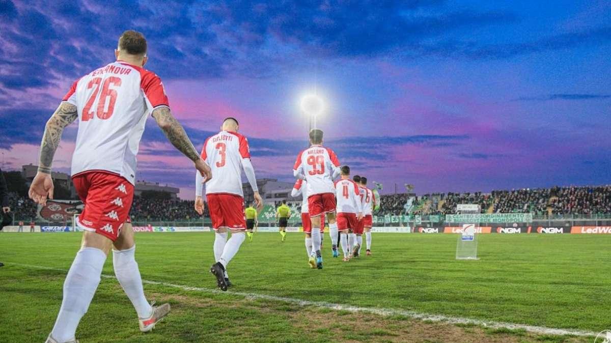 Bari, tra minutaggio e regolamento: ecco perché si punta sui giovani