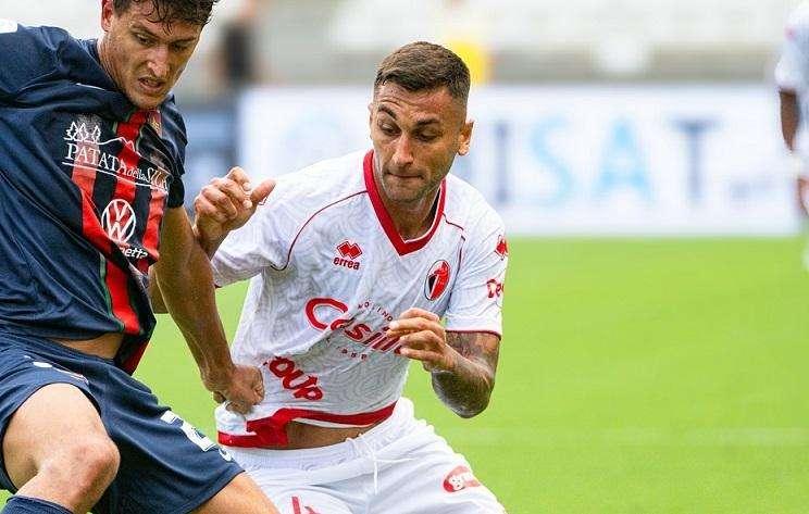 Rep - Maita ha una ferita al labbro. Ma domani ci sarà