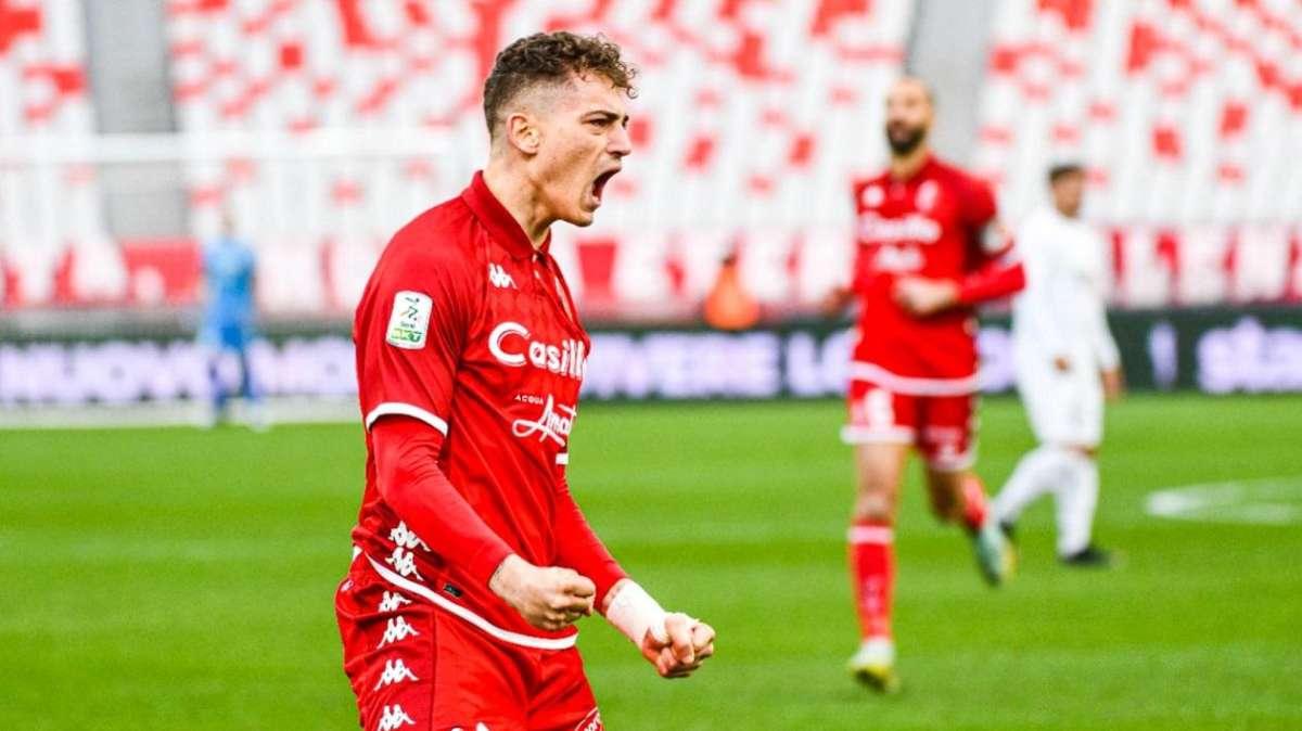 Esposito prima della finale: "Vogliamo regalare un sogno alla nostra città"