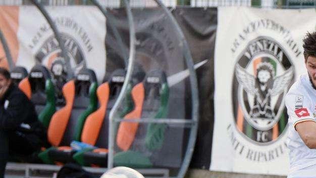 Reggina, Bianchi: "Nessuno corre come noi. Rivali? Bari e Ternana"
