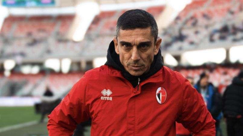 Longo: “Non mi faccio condizionare, il problema è individuale. Abbiamo sbagliato tanto, Oliveri deve ritrovare la condizione”