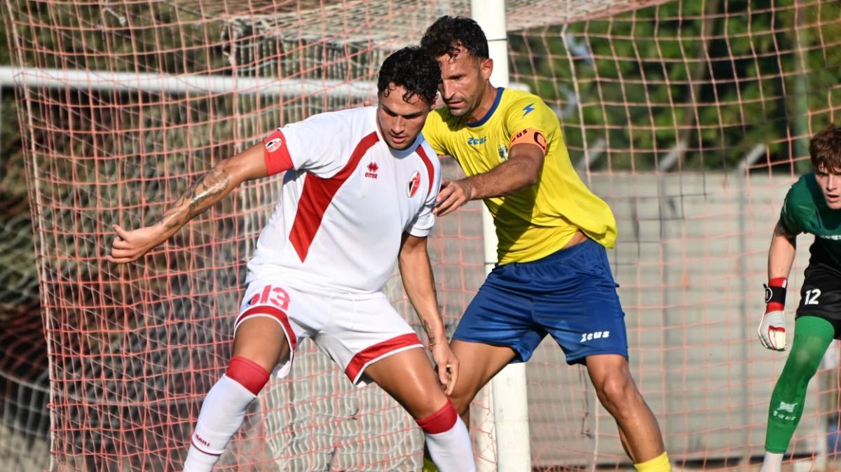 Bari-Gravina: 2-0 al termine del match. A segno anche Colangiuli