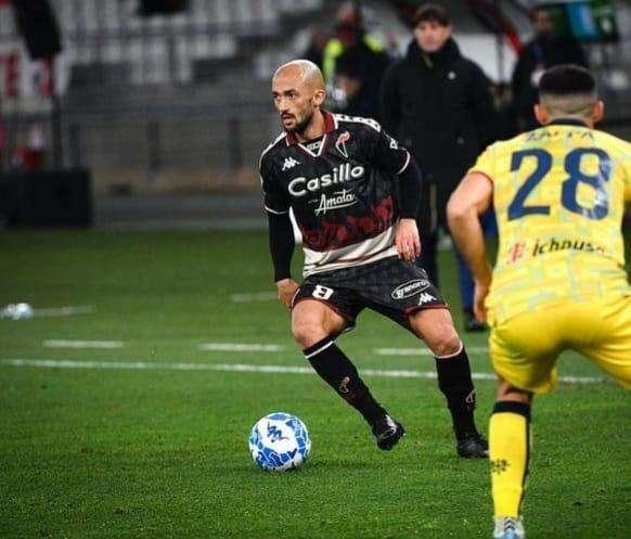 Tangorra in... tackle: "Il Bari fatica contro le squadre ben organizzate. Benali non si discute, Morachioli si metterà in mostra"