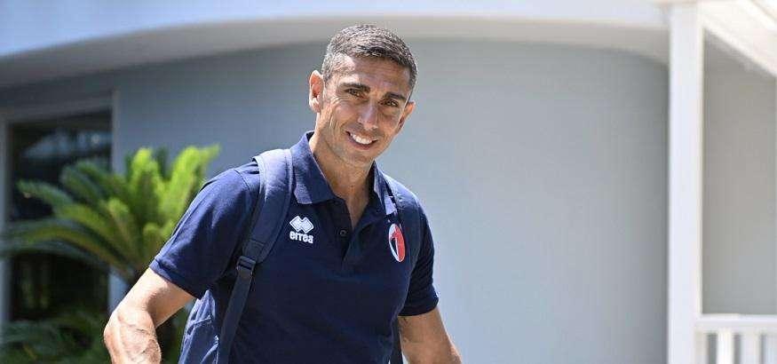 Bari, l'ora del big match. Domani il Palermo, oggi parla Longo
