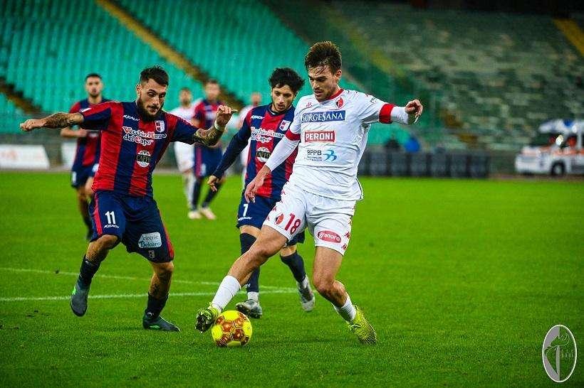 La sciabolata... di Del Grosso: "Contro la Vibonese avvio impacciato e timoroso. Antenucci? Un errore ci sta ma è troppo solo in avanti. Chi non ha voglia, meglio vada via..."