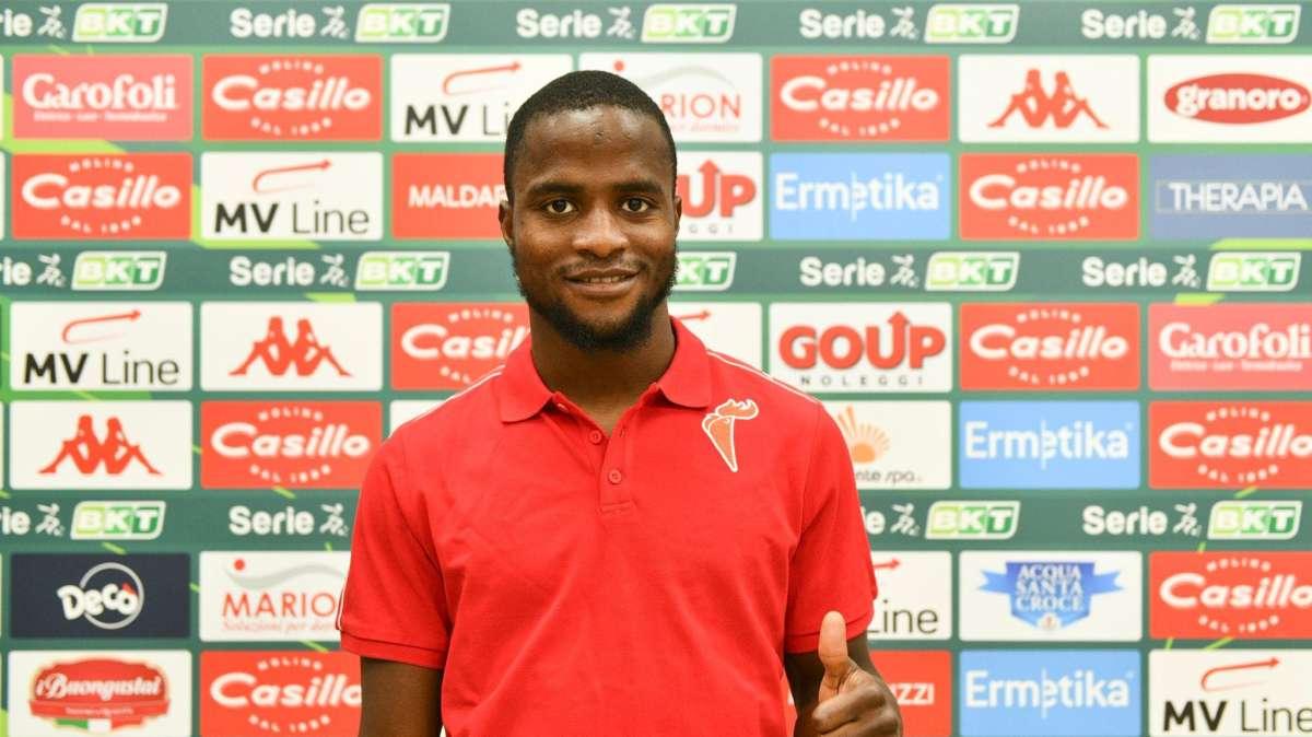 Ag. Kallon a TuttoBari: "È felice di essere in biancorosso. Si è sempre allenato al massimo, i motivi dello scarso minutaggio..."