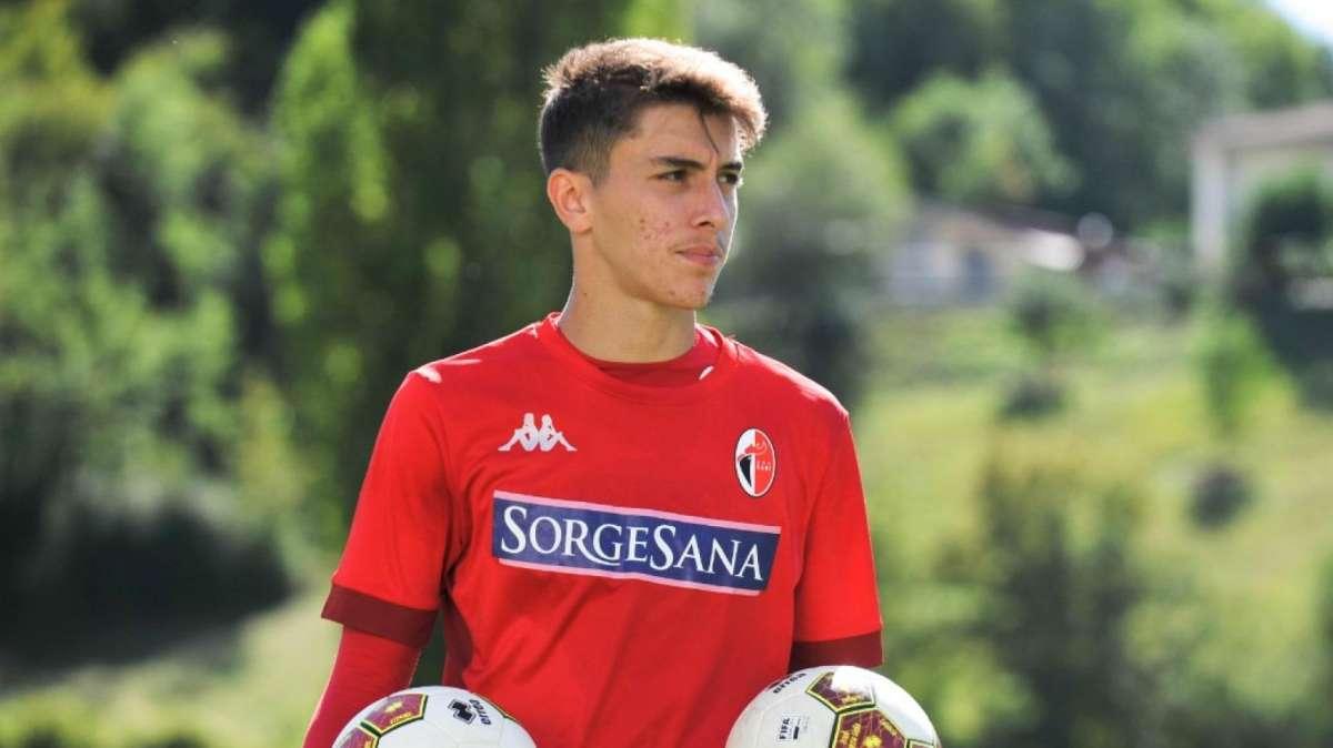 TuttoBari - Il giovane Liso si racconta: "Giocavo fino a 12 anni per strada. Impressionato da Frattali, Marfella farà strada. Ci tengo tanto al Bari"