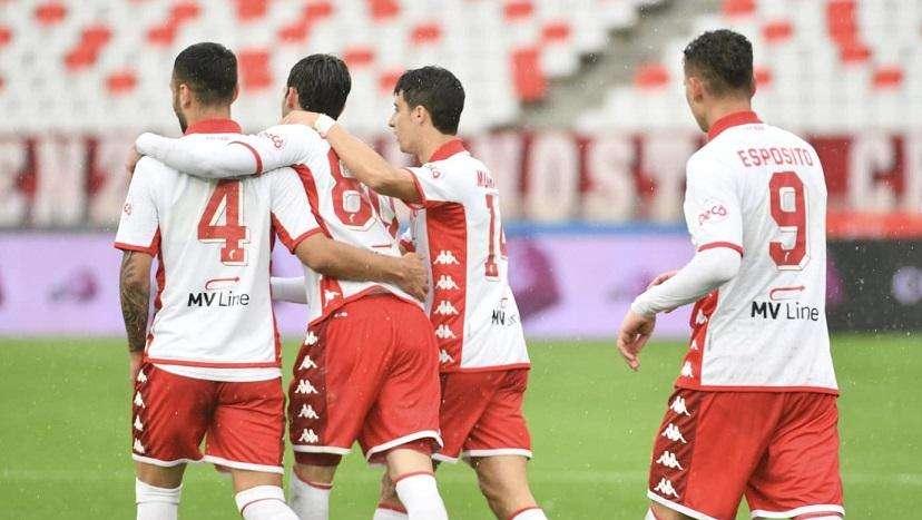 Budel: "Playoff? Cagliari e Parma hanno più qualità. Bari avvantaggiato dal format"