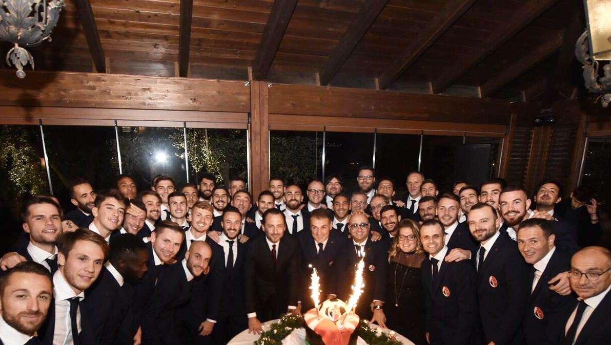 FOTO - Ieri sera cena di Natale della squadra con tutto lo staff