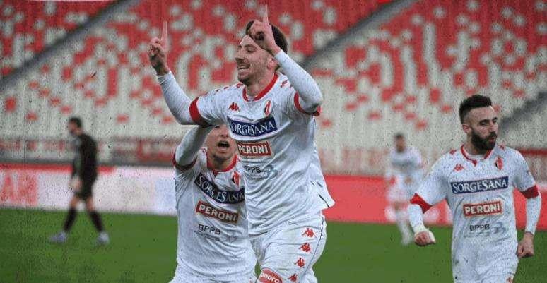 Cuore Cianci, attento Perrotta. Male Lollo e Candellone. Le pagelle dei biancorossi
