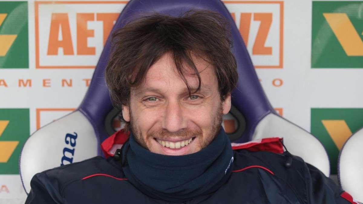 Genoa, Rossi: "Prima battiamo il Bari, poi festeggiamo. Ricordo più bello? Il boato del Ferraris al gol del Modena" 
