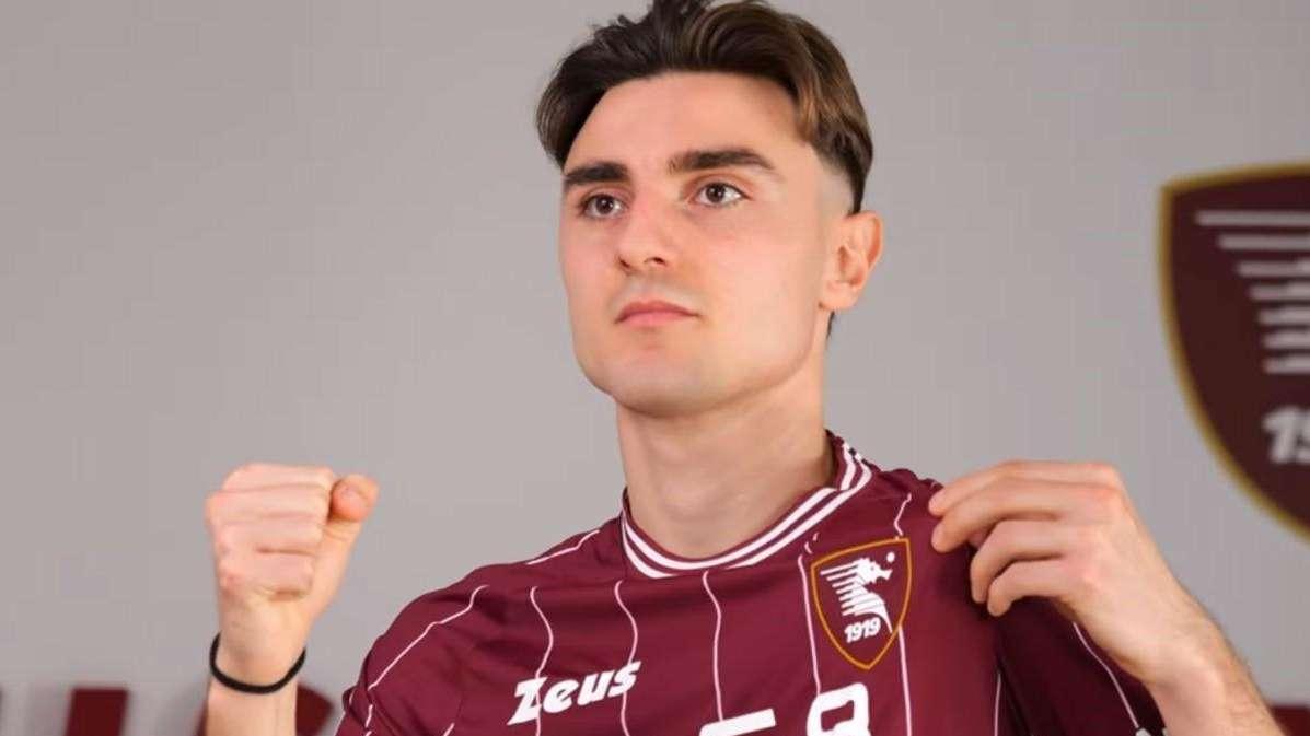 Salernitana, Zuccon: "Ambiente fenomenale, a Bari come col Modena" 
