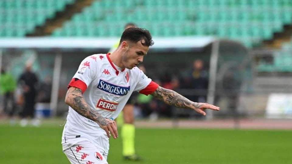 Il Bari torna nell'abisso. Con il Potenza una prestazione inaccettabile. E l'Avellino scappa...