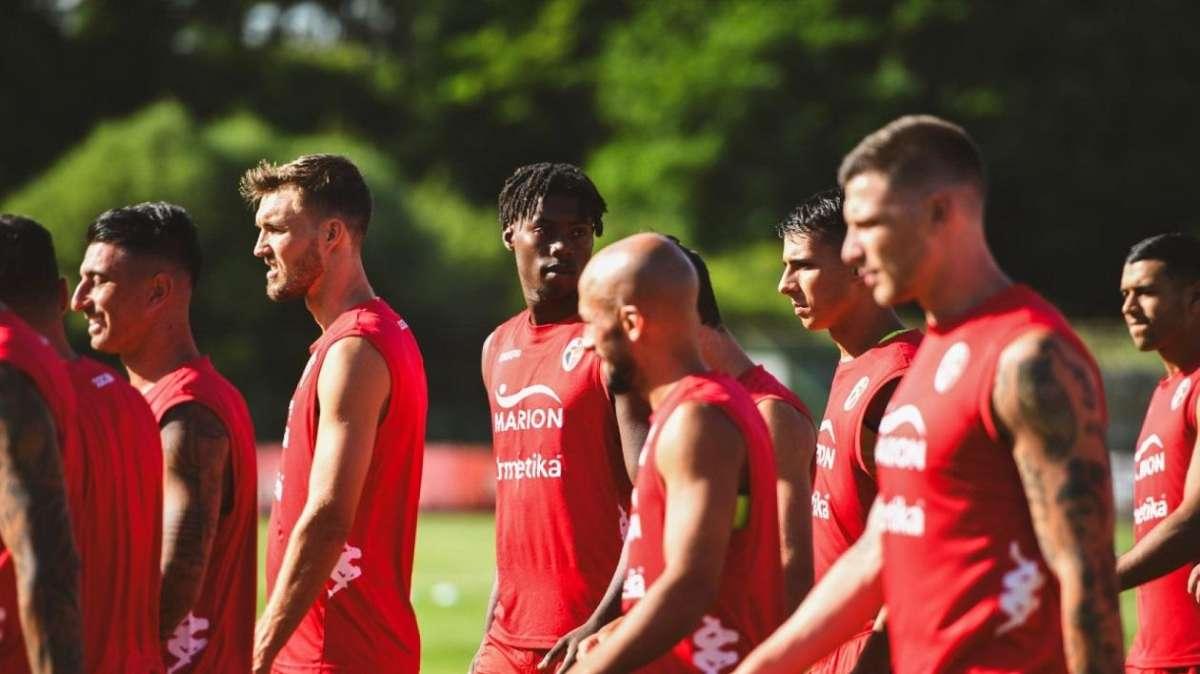 Bari, una settimana tra campo e mercato: a breve 2 amichevoli