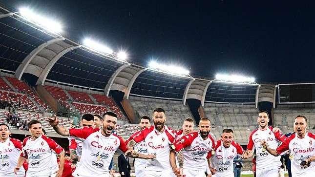 De Rosa: "A Bari l'inizio di un nuovo ciclo. Promozione meritatissima"