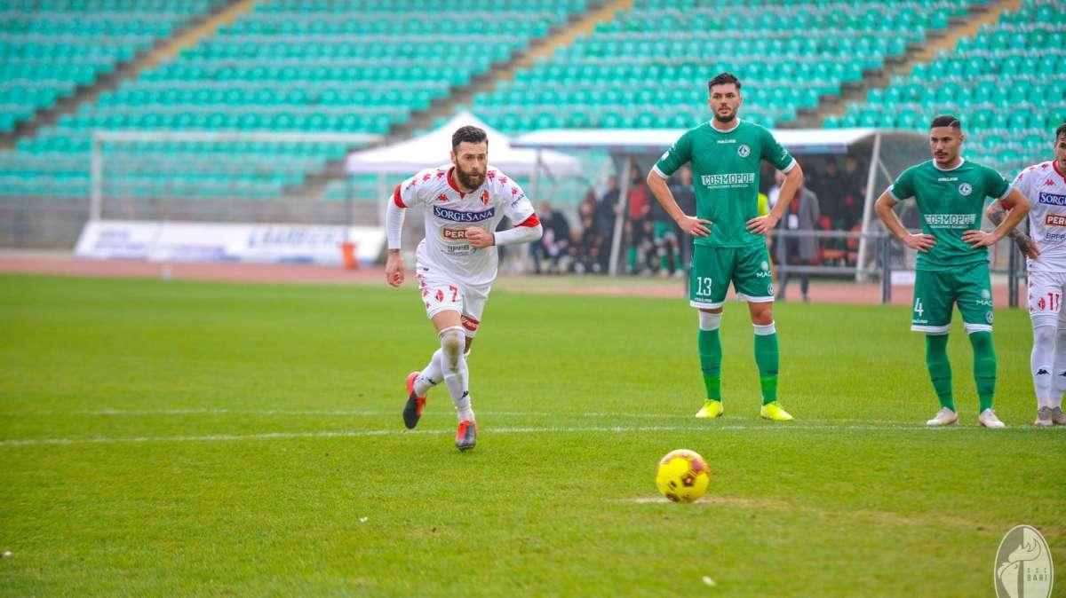 Antenucci aspetta la sua preda preferita: otto le reti rifilate all'Avellino in carriera