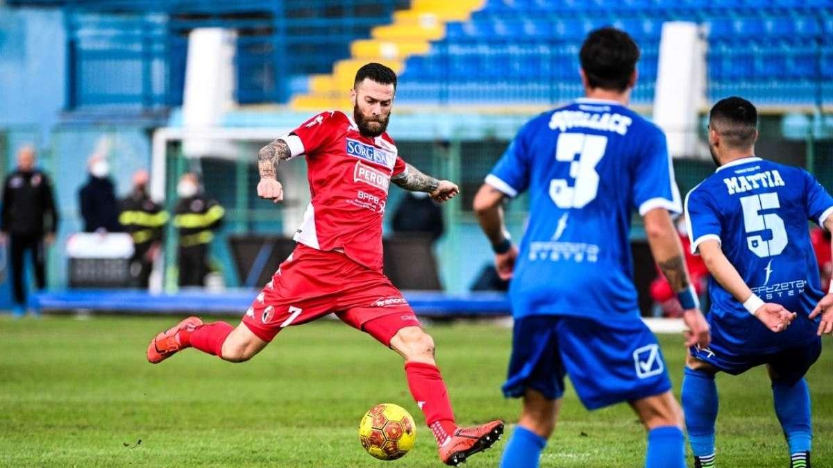 Il Bari sa segnare solo una rete. Juve Stabia, mai rigori contro. Le curiosità della gara