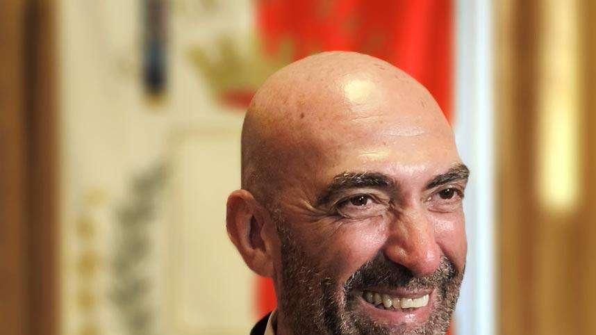 Aggressioni, Leccese (sindaco di Bari): "Barbarie. L'abbraccio della città alla vittima e a suo figlio"
