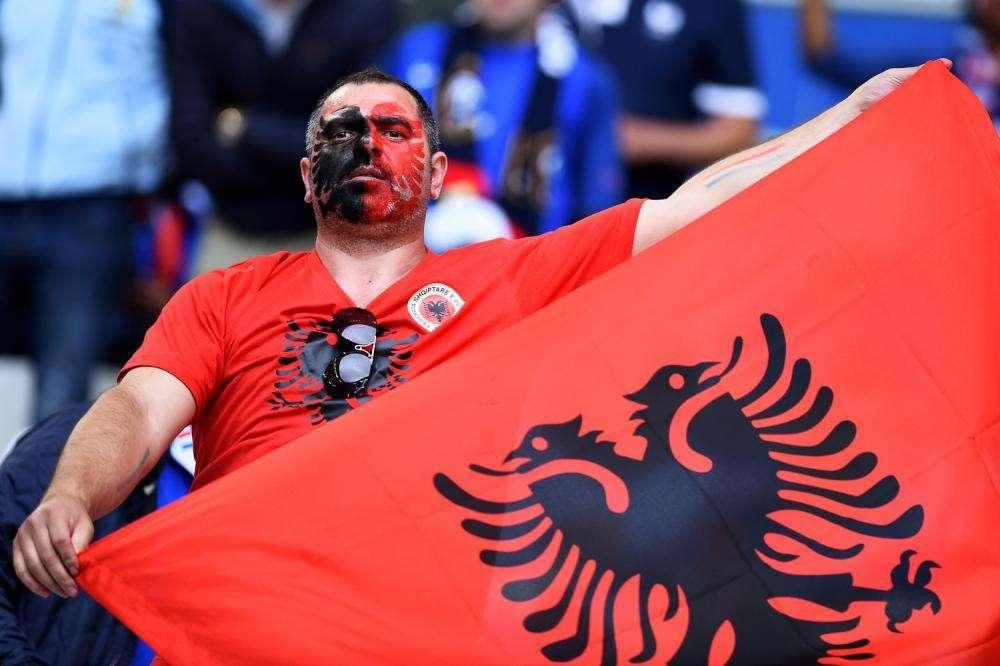 Bari ed Albania, quel legame speciale anche nel calcio. Da Basha alla doppietta di Cani...