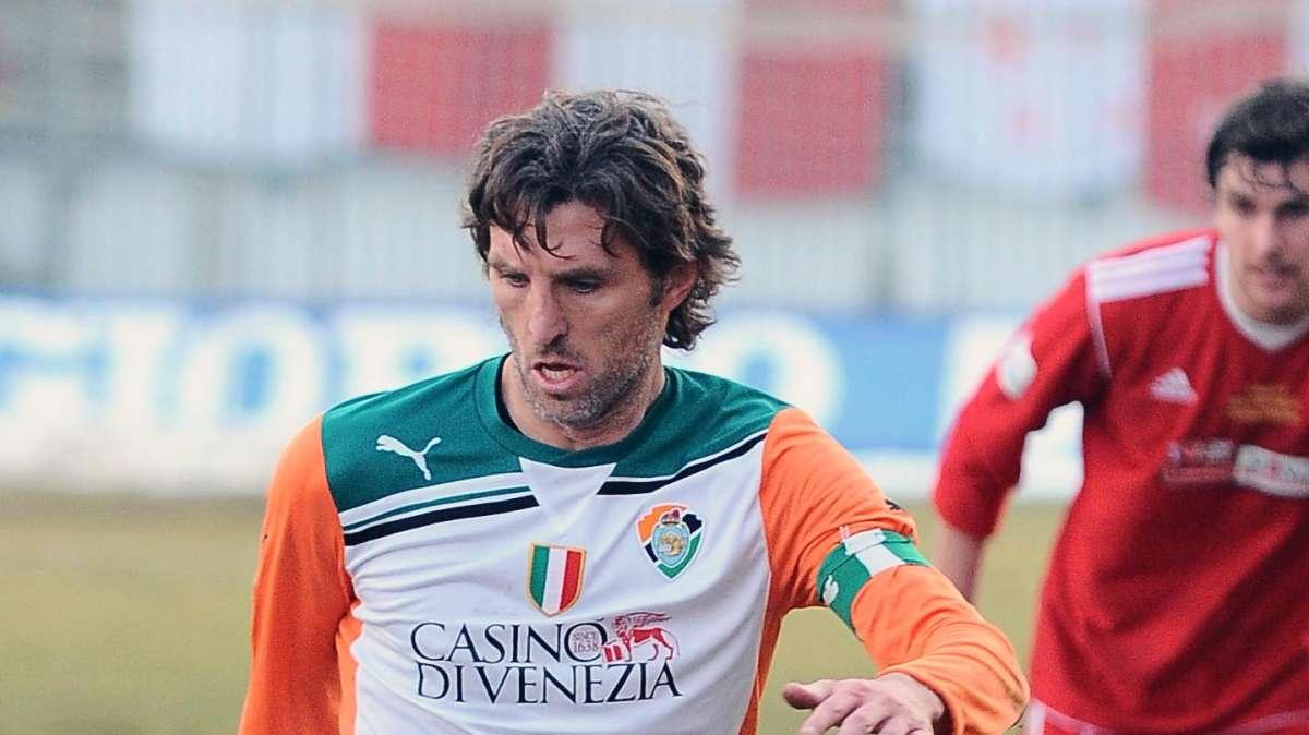Godeas a TuttoBari: "L'obiettivo non può essere la salvezza. Attacco? Servirebbe Coda"
