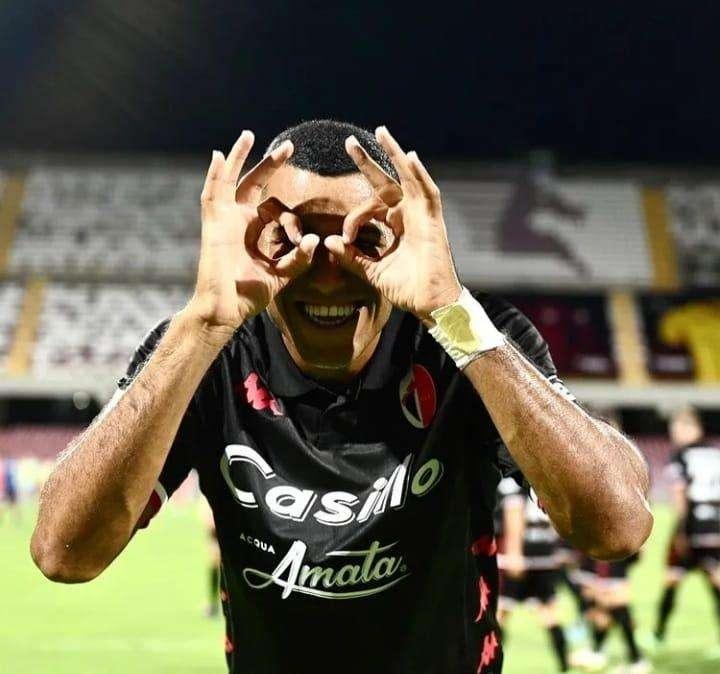 Storie biancorosse - Quando il Bari giocò all'Arechi… in casa