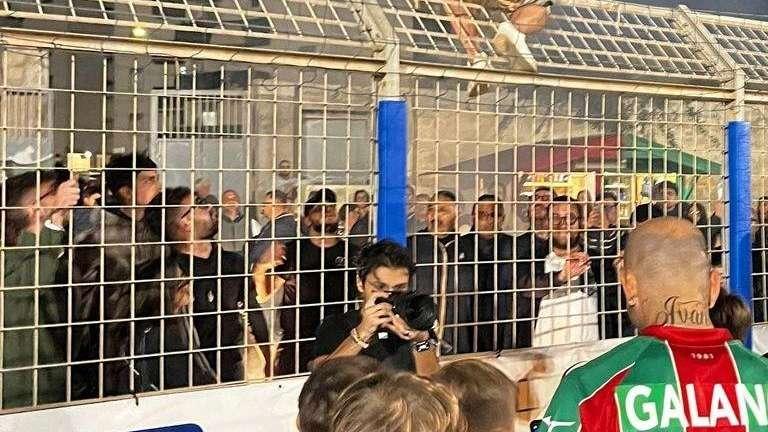 Galano, bagno di folla per la presentazione a Polignano - FOTO