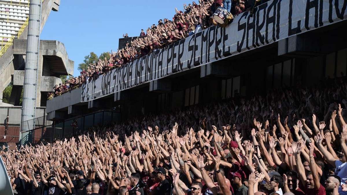 Salernitana, i tifosi sperano nel colpo. Attesi in 4mila