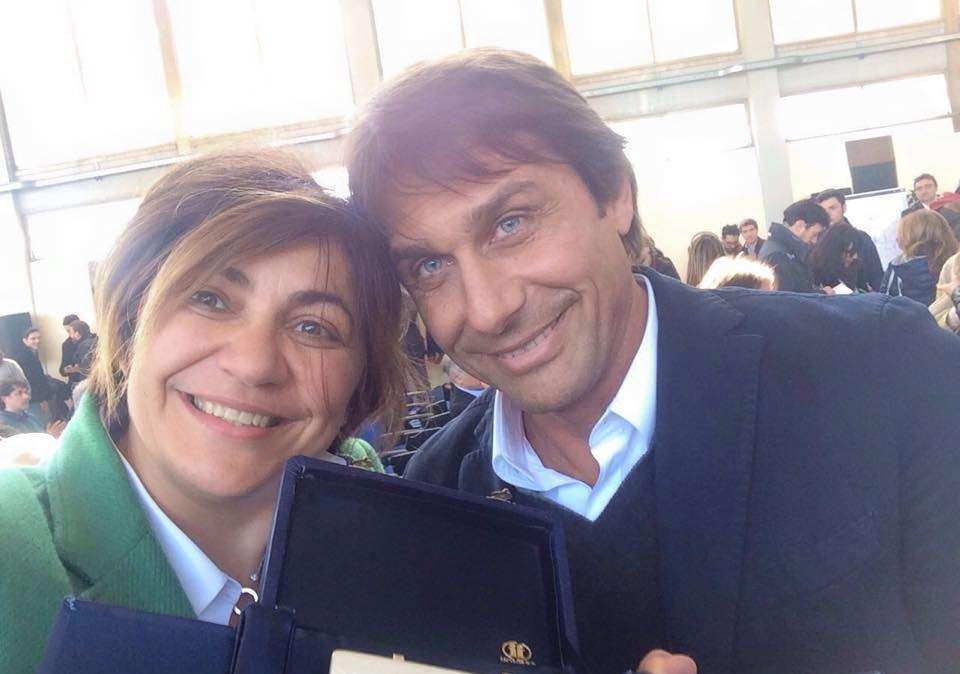 Sorriso Pink: premiata la Cardone... con Conte. FOTO