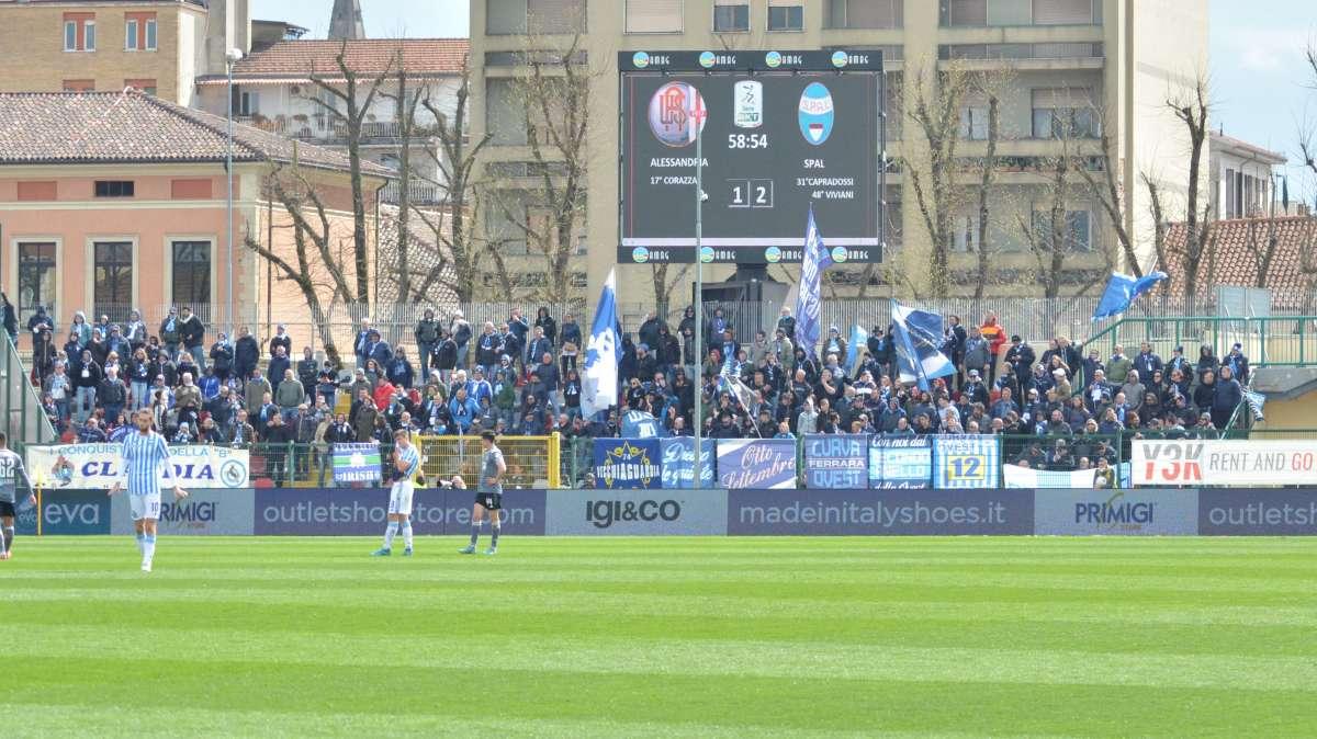 Bari ancora senza tifosi in trasferta, tifosi SPAL: "Il calcio è del denaro"