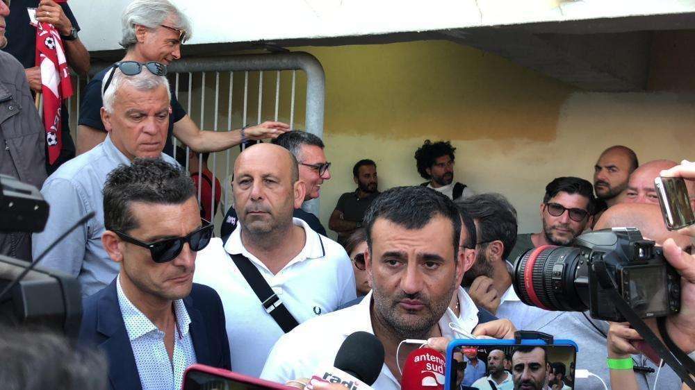 Elogio all'impegno. La super estate di Decaro: "Spero di batterle tutte..."