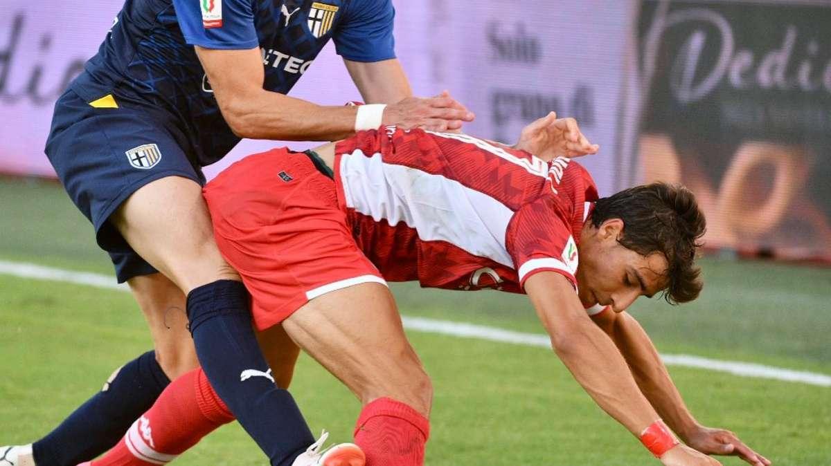 VIDEO - Bari, che batosta col Parma. L'opinione dei tifosi...