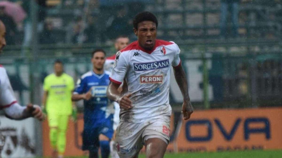 L'asse sfortunato. Bari, quante delusioni dai prestiti ottenuti dal Napoli