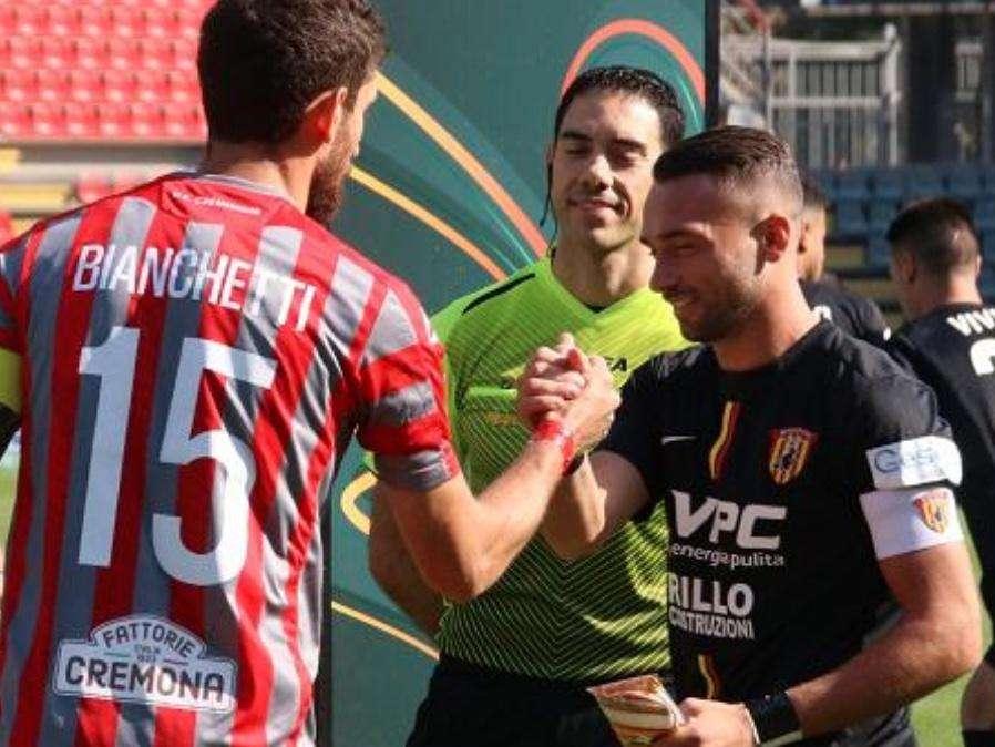 8^ di serie BKT: CREMONESE-BENEVENTO 1-1: UN PARI CHE VA STRETTO!