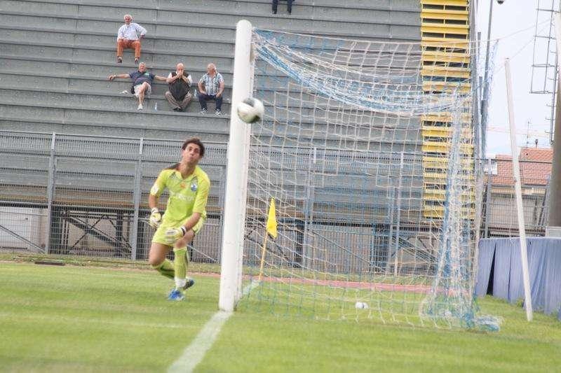FOTO Highlights di FOLIGNO-BENEVENTO 2-2: La beffa nel finale!
