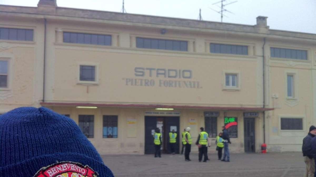 SEGUI IL NS. LIVE: PAVIA 1 - BENEVENTO 2: in diretta dallo stadio "Pietro Fortunati"...DIRETTA TESTUALE,FOTOGRAFICA E VIDEO...