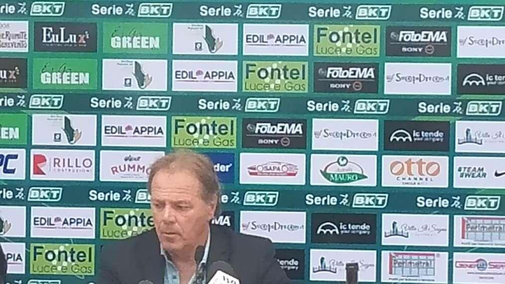 Agostinelli dopo Palermo-Benevento: "I ragazzi non vogliono scendere. Ce la possiamo ancora fare"