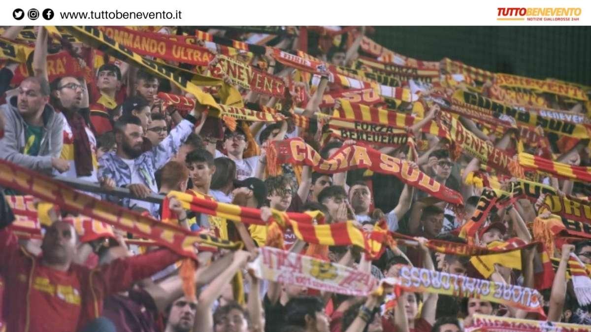 NEWS H24: TORNANO STRISCIONI,SCIARPE E BANDIERE AL VIGORITO