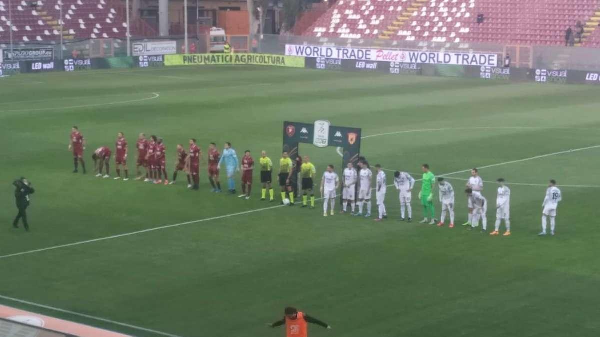 REGGINA-BENEVENTO 0-3: SHOW DELLA STREGA CHE PUNISCE GLI AMARANTO