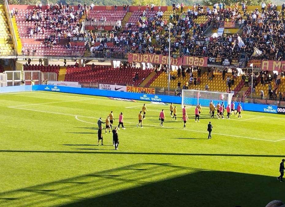 Benevento-Ternana 2-3: esplode la delusione dei tifosi, che chiedono una squadra con gli attributi