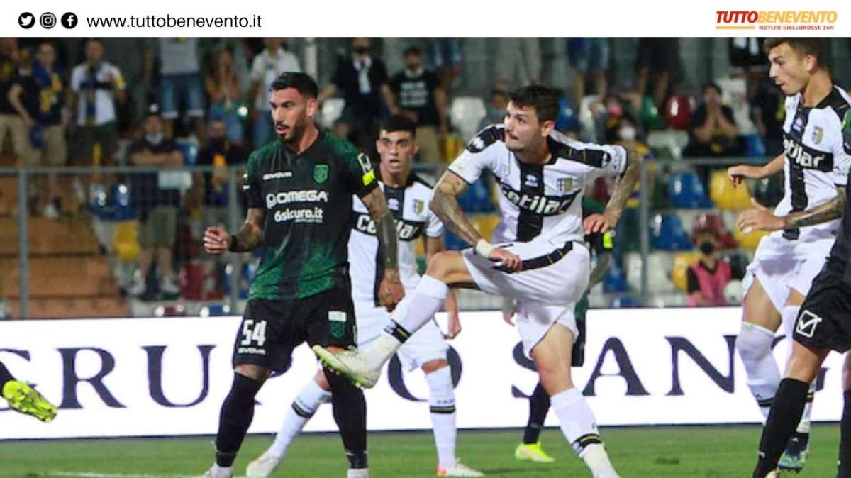 SERIE B - LA GIORNATA: IL PARMA SEMBRA AVERE UNA MARCIA IN PIU'