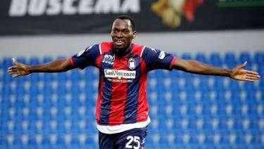 LE PAGELLE DI CROTONE-BENEVENTO A CURA DI ARTURO CIULLO: GLIK GARA DA DIMENTICARE, BUONO IL RIENTRO DI I.FALQUE