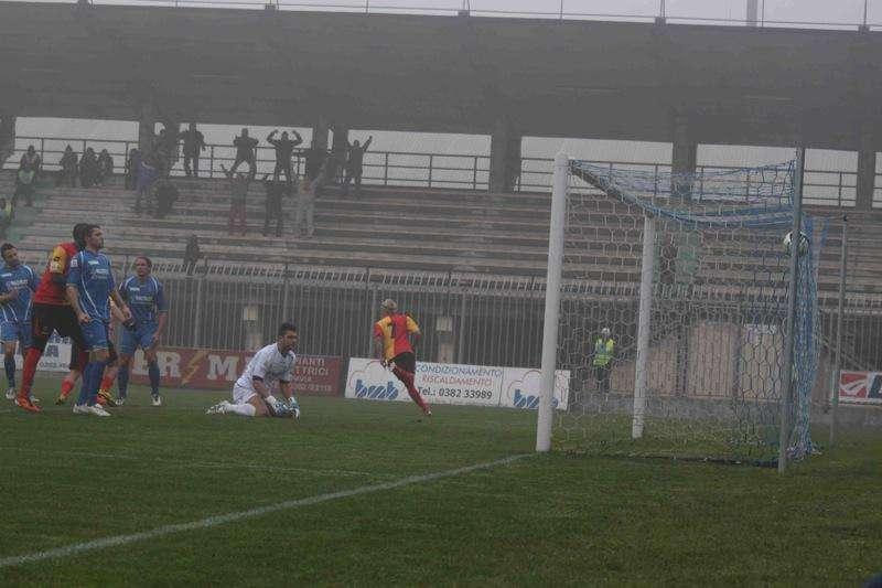 PAVIA-BENEVENTO:1-2 I FOTO HIGHLIGHTS DEI 2 GOL GIALLOROSSI!