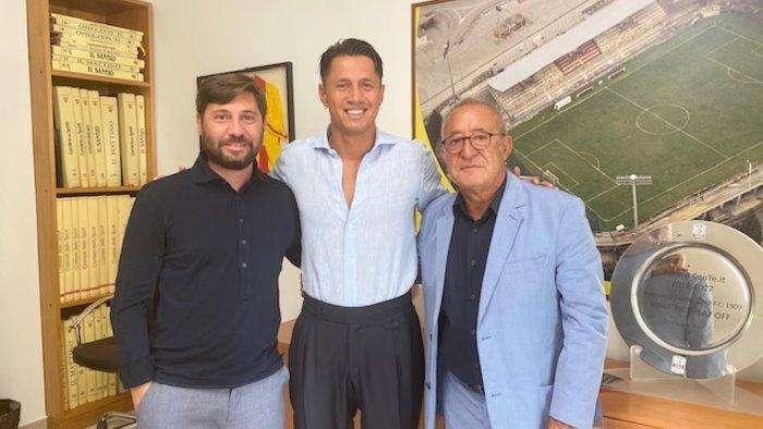 BENEVENTO, LAPADULA HA FIRMATO. VIGORITO: "VOLUTO FORTEMENTE. ORA SPERIAMO DI ACCOGLIERE ANCHE..."