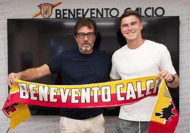 Ufficiale, il Benevento annuncia l'acquisto del difensore Berra a titiolo definitivo